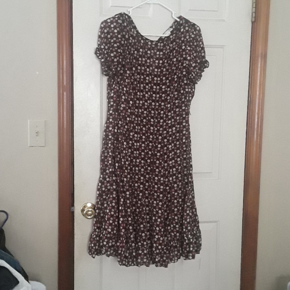 Dress - Picture 2 of 6